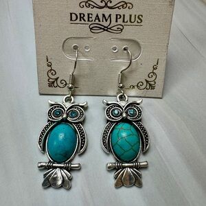 NWOT Silver Tone and  Howlite Owl Earrings